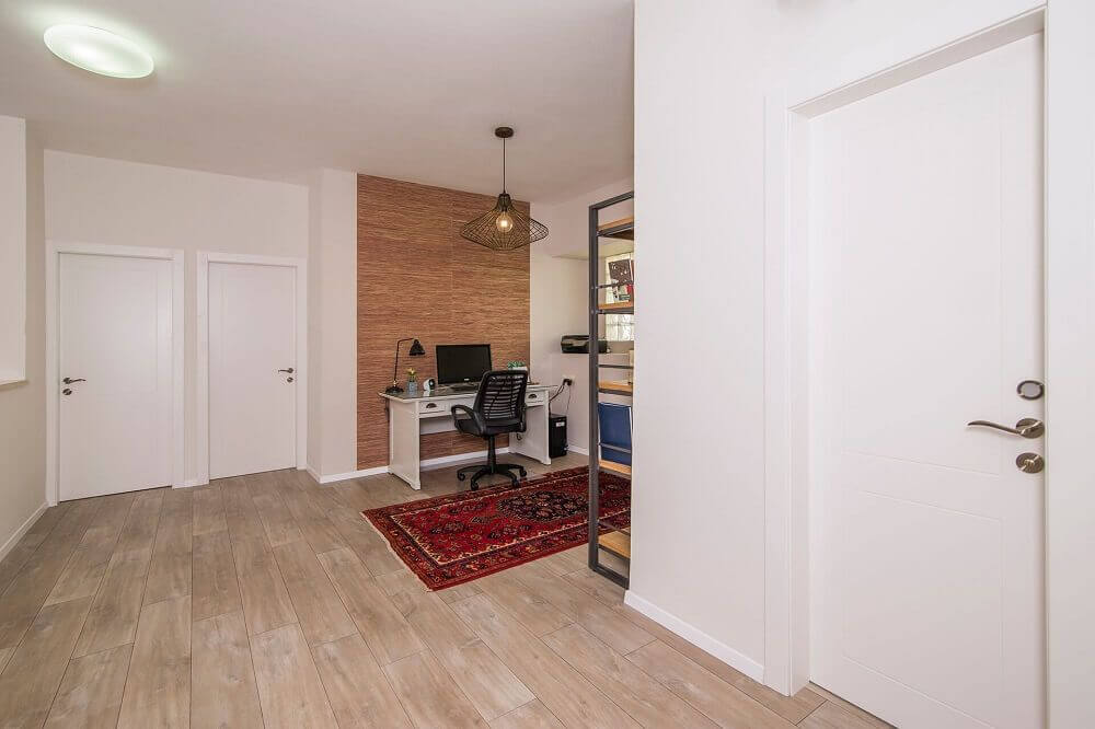 דלתות פנים טווחי מחירים לסוגים השונים